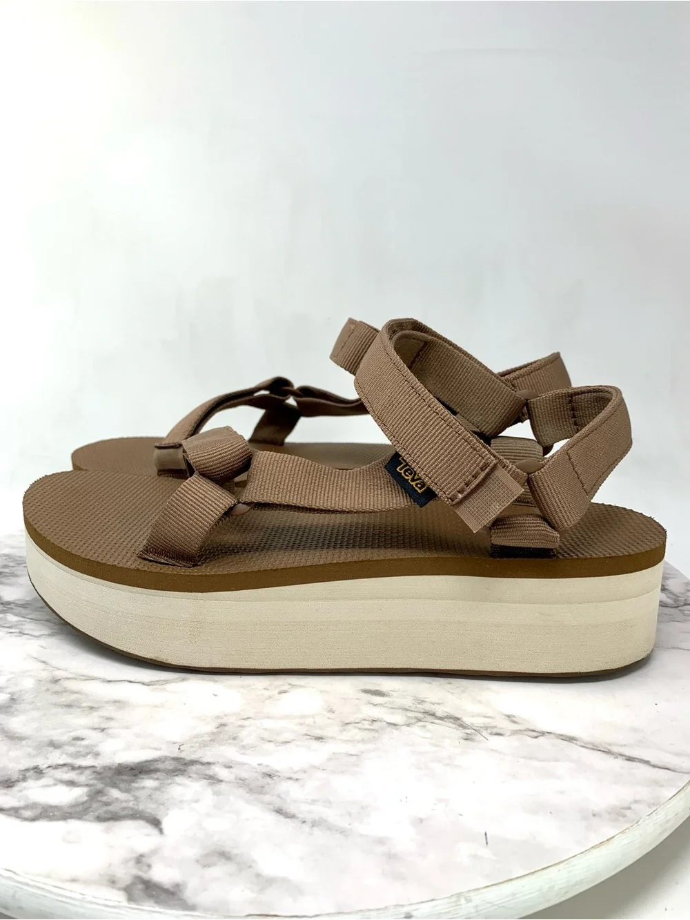 Teva Flatform Universal Adjustable Brown Sandals 10 Gorpcore Sporty Athleisure
